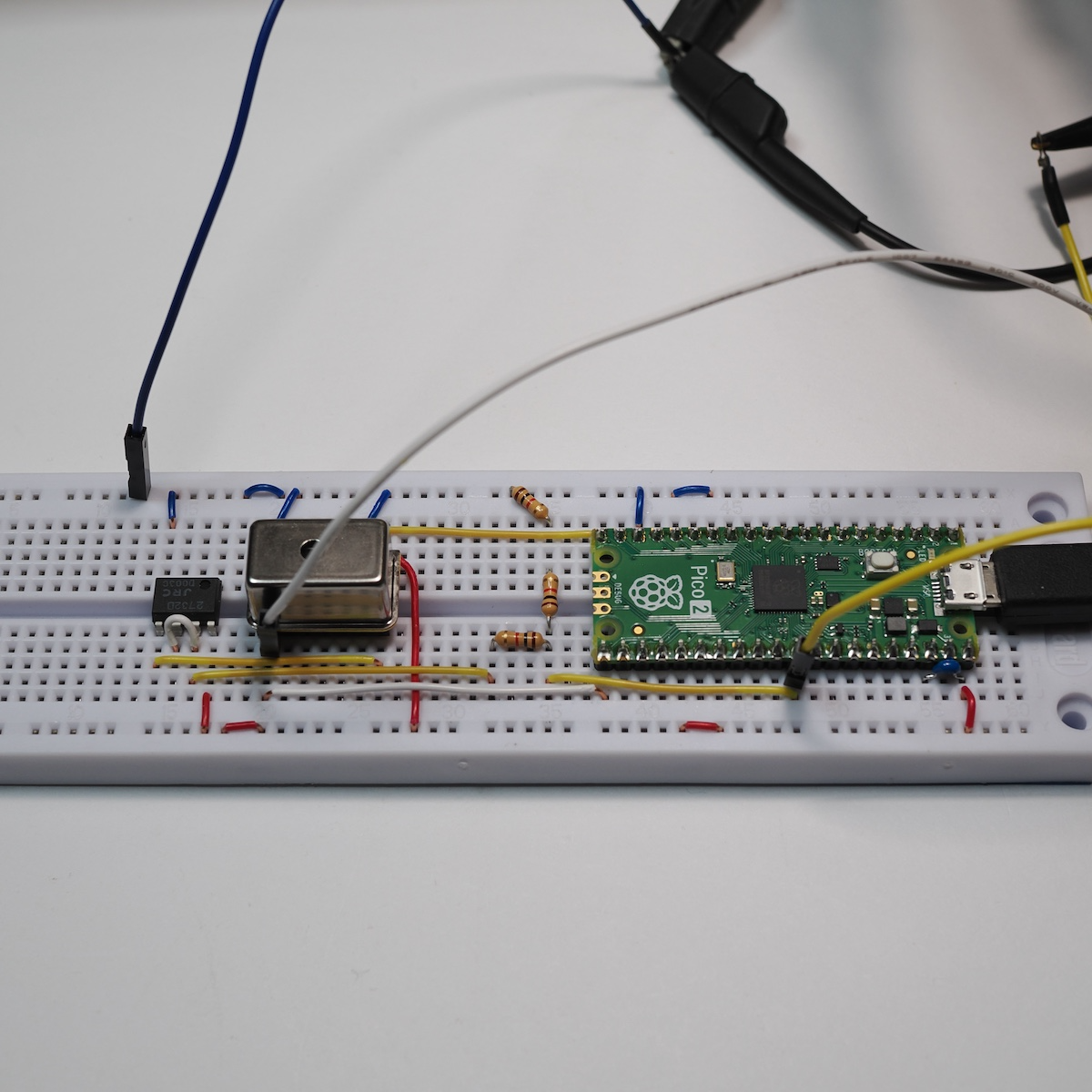 ブレッドボード